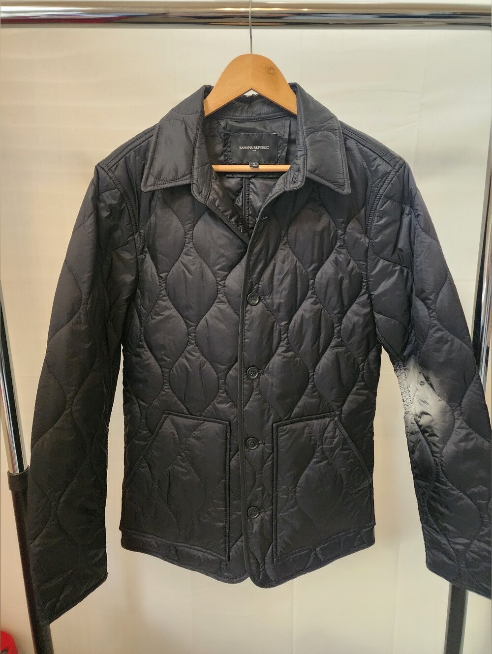 Banana Republic Men's Quilted Navy-Black Lightweight Jacket